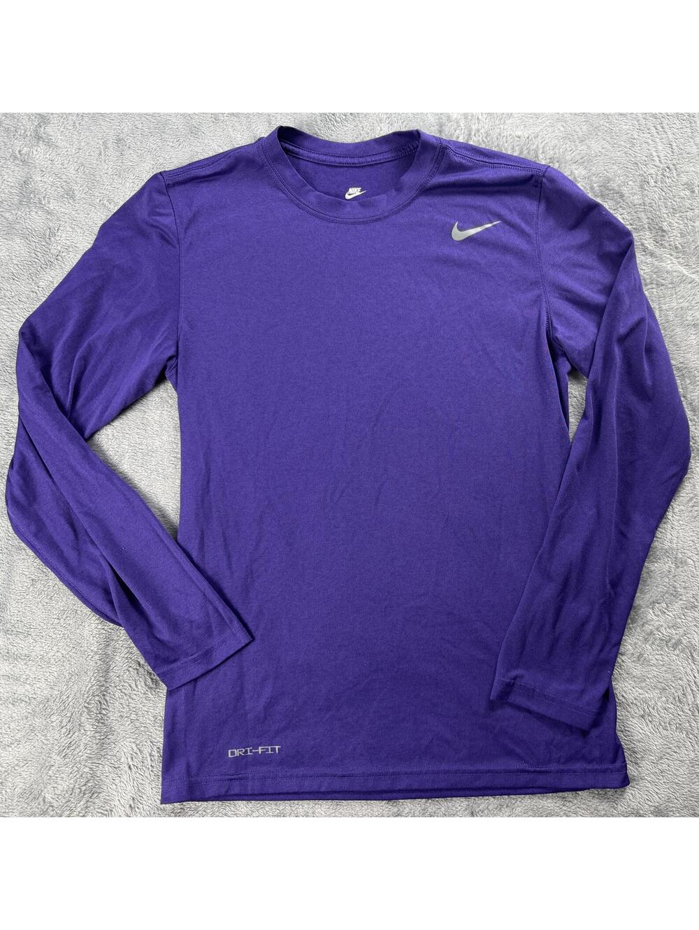 Nike Mens Legend Long Sleeve Tee Purple Size Small Training T-Shirt Dri-Fit Team
